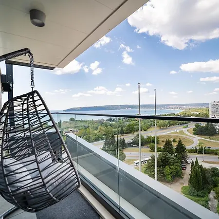 Апартамент Sky Symphony