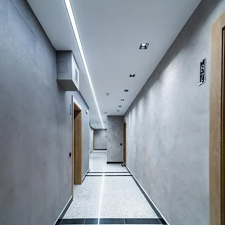 Sky Symphony 아파트