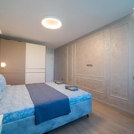 Sky Symphony 아파트