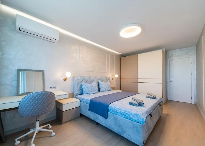 Sky Symphony Apartment *