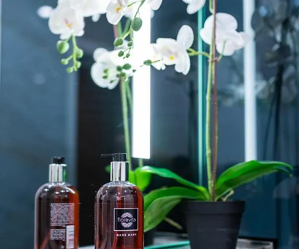 Sky Symphony Apartment *